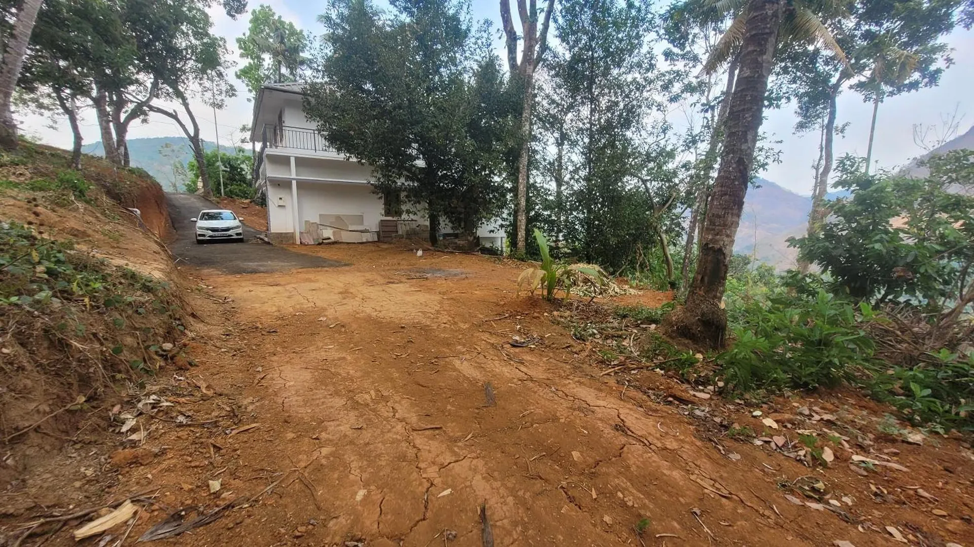 Newcastle Holidays Resorts-Entire Property 5 Bedrooms-Great Mountain & River View-Between Munnar & Idukki With Kitchen Holiday home