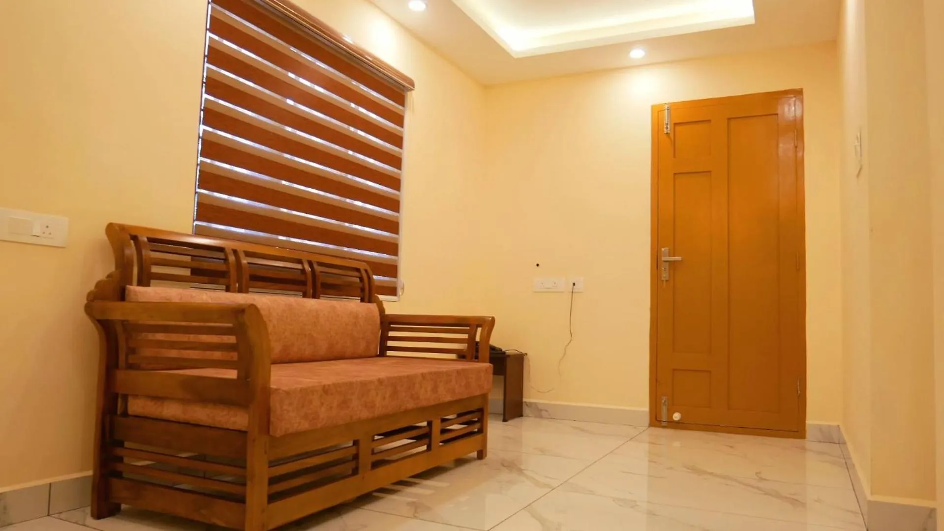 Newcastle Holidays Resorts-Entire Property 5 Bedrooms-Great Mountain & River View-Between Munnar & Idukki With Kitchen 0*,
