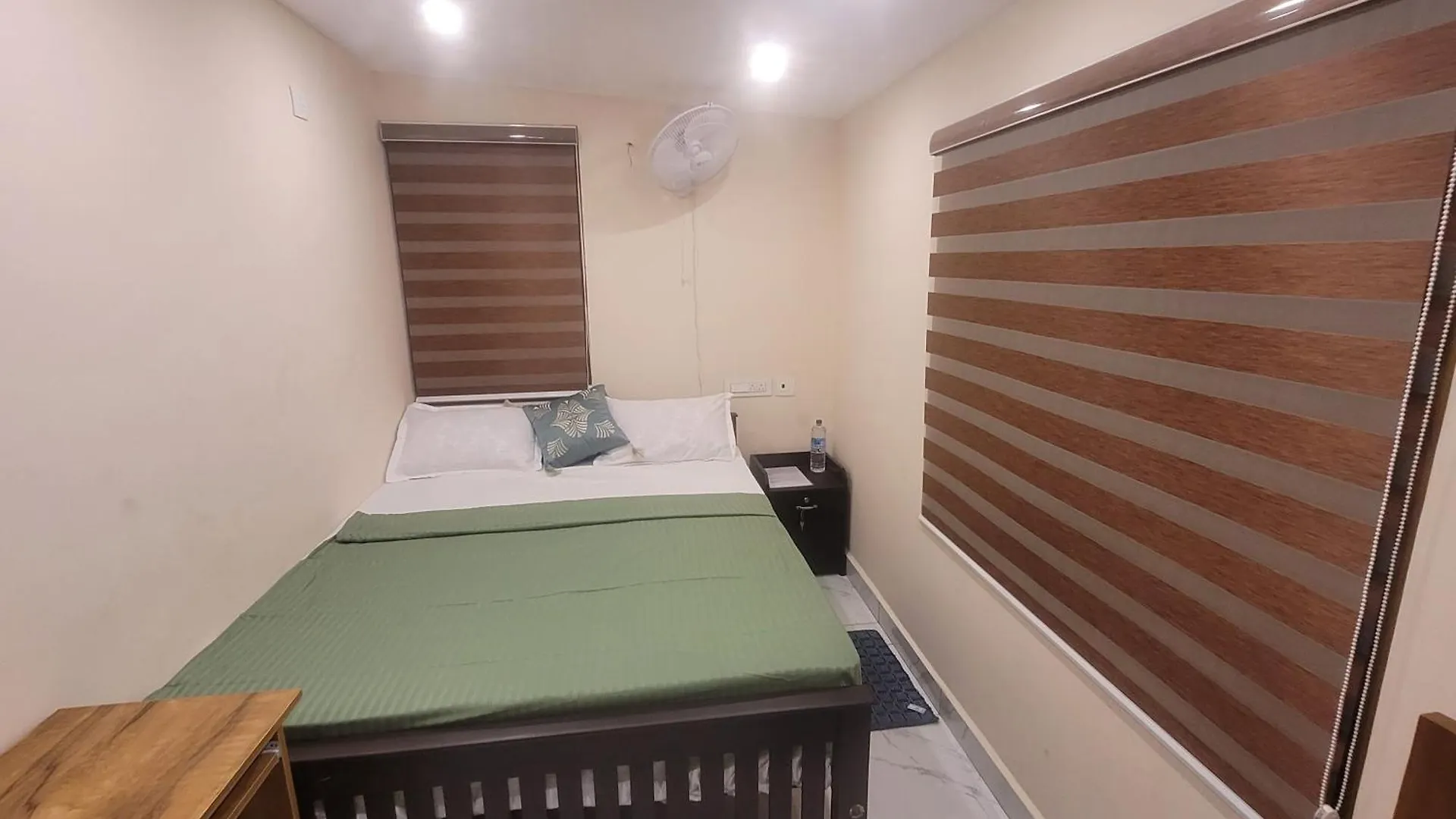 Newcastle Holidays Resorts-Entire Property 5 Bedrooms-Great Mountain & River View-Between Munnar & Idukki With Kitchen