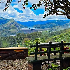 Dam View Lodge