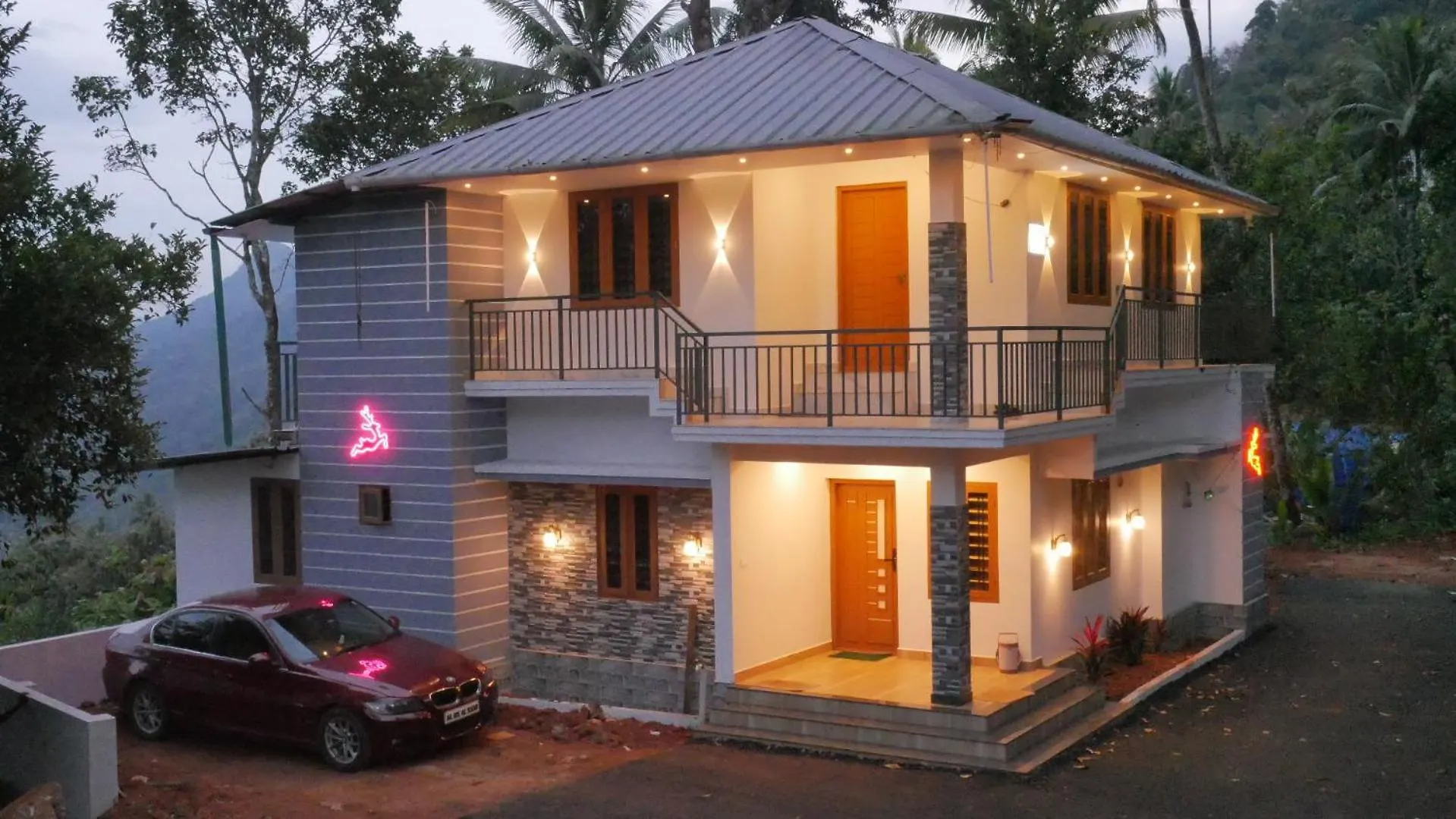 Newcastle Holidays Resorts-Entire Property 5 Bedrooms-Great Mountain & River View-Between Munnar & Idukki With Kitchen Nyaraló
